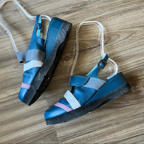 Thierry Rabotin Blue Almond Wedge Striped Sandal Heels - Picture 3 of 8